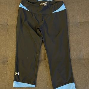 Women’s cropped leggings, under armour